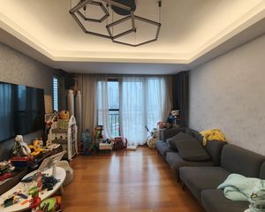 格兰郡庭3室2厅1卫南朝向212.0万元/套出售