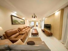 阳光花城(公寓住宅) 产权清晰 有电梯 精装好房 出行方便