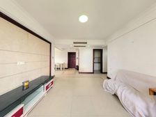 房子西边套阳光充足视野宽阔配套齐全