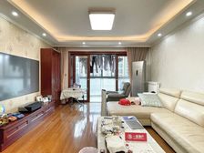 古龙尚居大三房,全明户型,房型板正,采光不挡