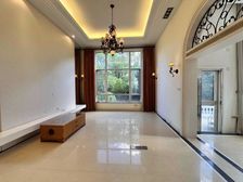 东方别墅丨占地1300平别墅丨中心位置临河丨业主j售拎包入住