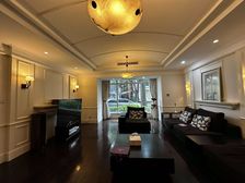 汤臣高尔夫(500平花园独栋)花园位置,自带球场,送车位