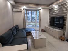 白鹤 正南朝向 近地铁 交通便利 商业配套齐全 满二