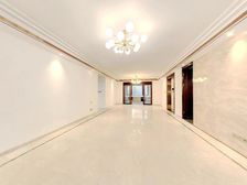 大平层 银泰城旁 次新小区 位置好 物业好 小区环境好