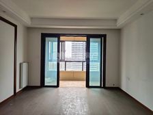 师-大附-中隔壁 玉栊园和园好楼层精装修大三房带车位诚售