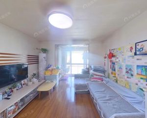 彩虹城新上中间层两居 近地铁 位置安静 采光好