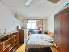 朝南一室户 高楼层 生活便利