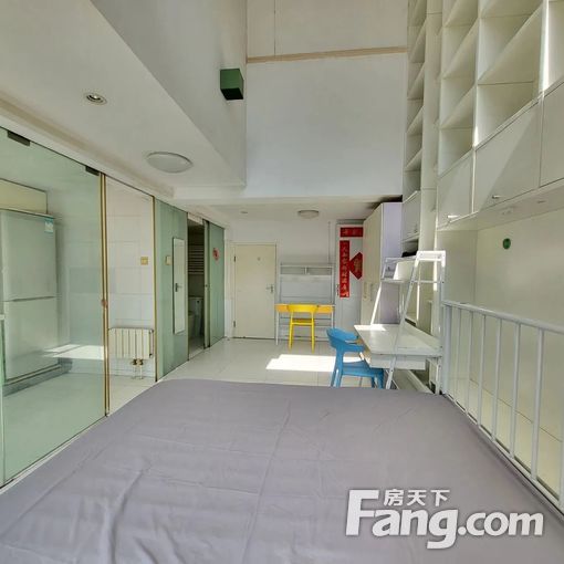  ������·6���߲ݷ�վ �к뱱���������Գ��� 2500/�� 