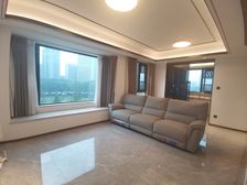 宝龙一城3室2厅2卫南朝向298.0万元/套出售