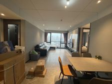 BS陪独,次新小区,江景视野巴适,停车方便,急售哦