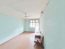 中楼层,南北通小三房,一梯两户,得房率高看房方便