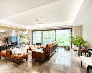 中海京叁號院 南北通透三居 精装低层 195平