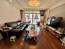 难得一套挂牌,枫桦二期高层三房,精装修拎包入住,业主诚心卖