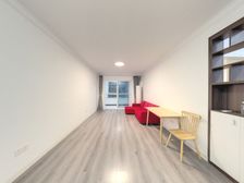 地铁口 次新房 精装保养好 万科物业