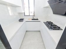 近地铁,近兰香湖,精装从未入住的双南二房,采光好