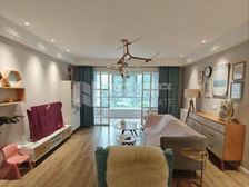 南-师附-小旁 绿地悦城B区精装修三房带车位急售