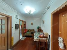 和平小区,创意边上,15号线,小区中间位置,双南双院子