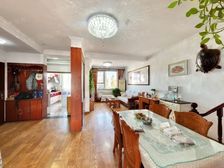 捡漏房 买一层送一层 南北通透 厨房有窗户阳光充足