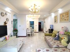 南岸区 南滨6号 三房 106万