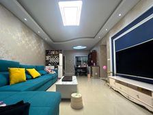 自住精装修大3房,狮子坪轻轨站门口急售