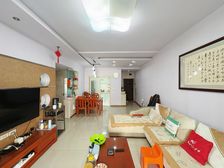 龙头寺双圈门口旁边,轻轨门口,急售3房