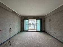 两江新区 雅居乐星瀚雅府A组团 三房 125万