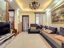 河谷E型房+带车库+三个大房间+三楼大露台+套内180平