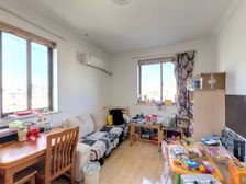 户型好,稀有东南户型边套,视野好无遮挡,视野开阔。