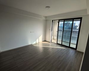商业配套齐全 次新小区 近地铁 有电梯 高楼层视野好 朝南