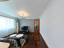 南北全明,正规三房两卫,位置安静,采光视野好