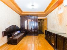 地段繁华,交通便利。户型好全明,看房方便价格可谈