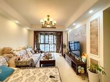 两江新区 两江春城春铭苑 三房 148万