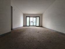 北滨路全看江房源。龙湖春森彼岸 看来福士和洪崖洞 保真!