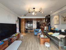 北滨路全看江房源。龙湖春森彼岸 看来水 带地暖 保真!