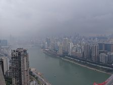 北滨路全看江房源。龙湖春森彼岸 看来福士及洪崖洞 保真!