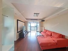 飞机全明大两房,拎包入住,采光刺眼,房东诚意出售