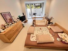 新华小区低楼层送天井 精装修自住保养好 房东置换诚意出售