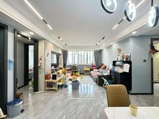 永德宝邸北区。业主着急出售,随时看房,价格可议