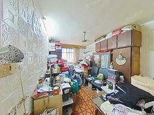 急售随时看房 3楼南北通透2户型 64.11平200万可议