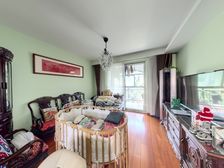 万科品质小区,小区中间位置 位置安静 经典两房户型 位置安静