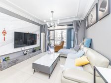 新出恒大御景 精装修 保养很好 随时看房