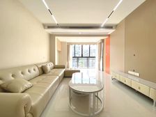 北站门口,全新精装修2房改3房,急售