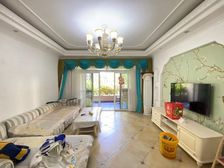 高新区科巴旁 新鸥鹏泊雅湾 精装四房 155万