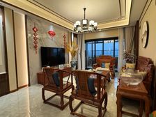 璧山秀湖公园豪装 洋房顶跃 带300平大露台 业主只住了几天