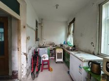 独门独院带大车库带院子可翻新可翻盖55中小书包进市场交通便利