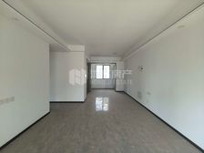 外-国语中-学 市政锦秀观澜隔壁中奥滨江高楼层精装修三房