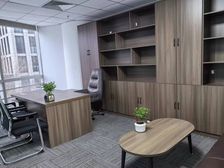 东三环地标 嘉盛中心328平精装遗留5隔间28工位带家具出租