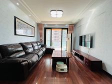 精装修大3房,红土地轻轨门口,急售