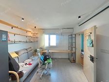 新出电梯高区 看房方便 九年可以上 看中可以谈 位置很好