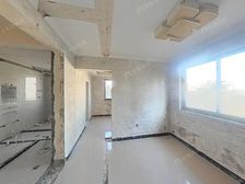 新出电梯安静边套俩房 电梯小高层